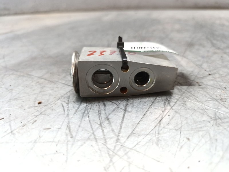 Recambio de valvula expansion para opel insignia berlina expression referencia OEM IAM 52427385  