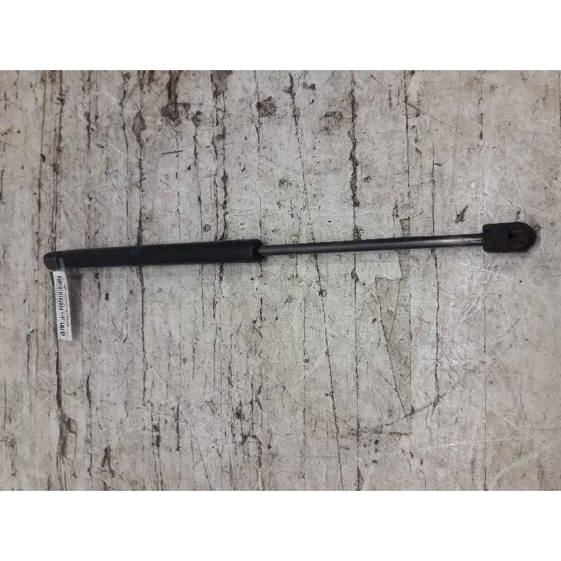 Recambio de amortiguadores maletero / porton para opel omega b básico berlina referencia OEM IAM 90379054 370N 