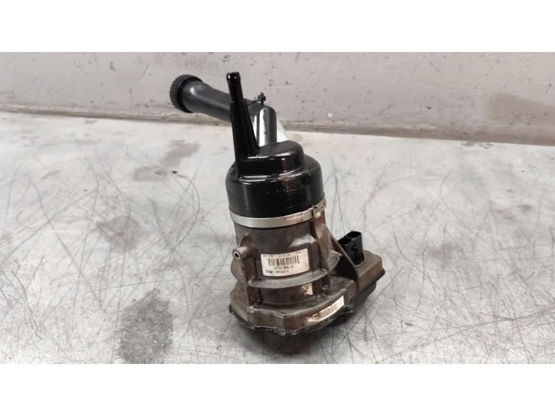 Recambio de bomba servodireccion para peugeot 308 confort referencia OEM IAM 9673536580  