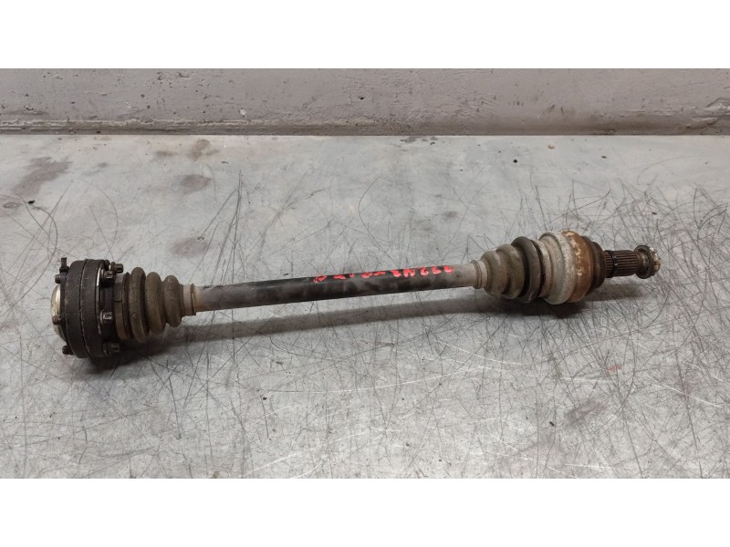 Recambio de transmision trasera izquierda para bmw serie 5 berlina (e60) 520d referencia OEM IAM 7572423AI01  