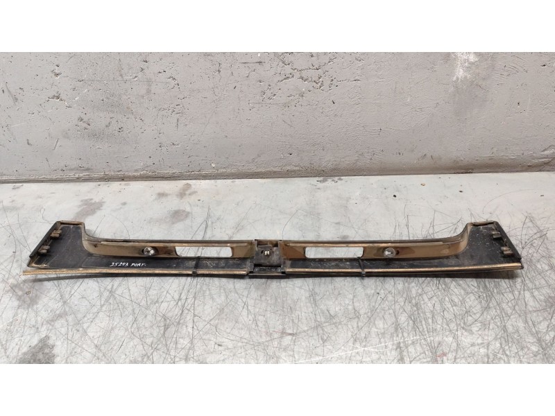 Recambio de asidero porton maletero para seat ibiza ii (6k1) 1.4 16v referencia OEM IAM   