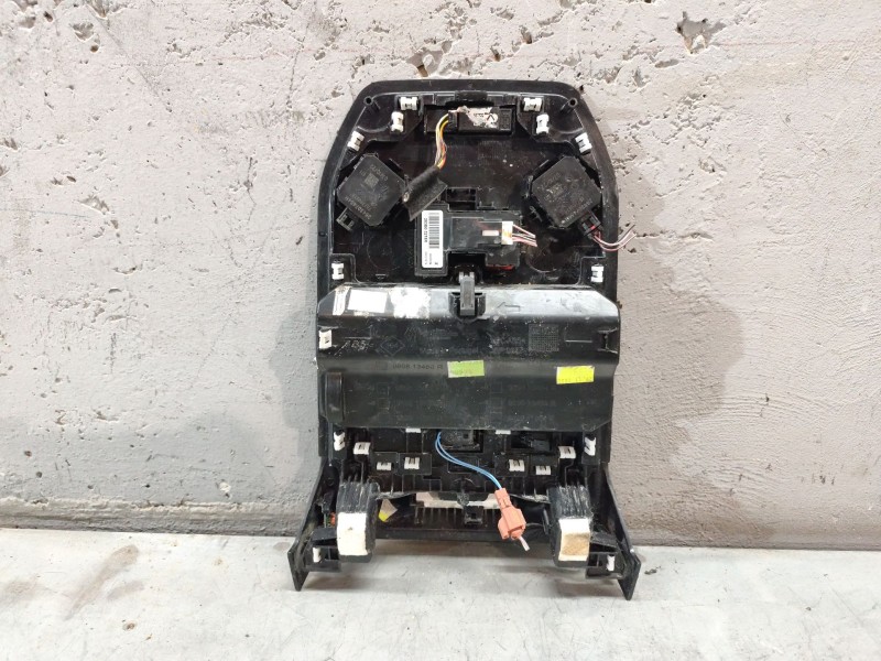 Recambio de luz interior para renault austral tce 130 referencia OEM IAM 969813404R  