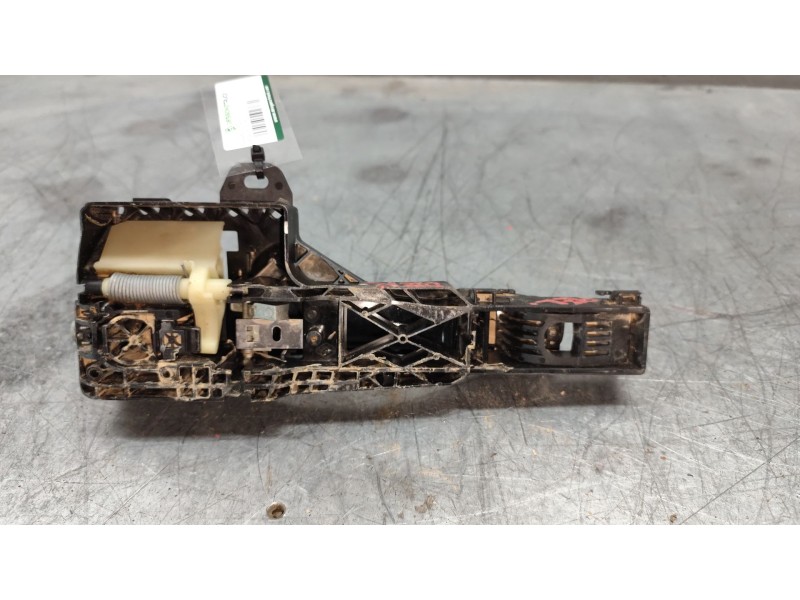 Recambio de maneta exterior delantera derecha para renault austral tce 130 referencia OEM IAM   