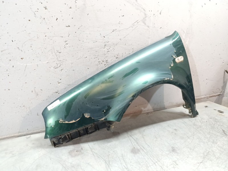 Recambio de aleta delantera izquierda para volkswagen golf iv berlina (1j1) 1.9 tdi referencia OEM IAM   