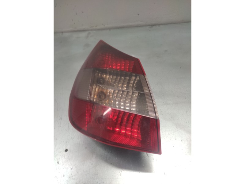 Recambio de piloto trasero izquierdo para renault scenic ii authentique referencia OEM IAM   