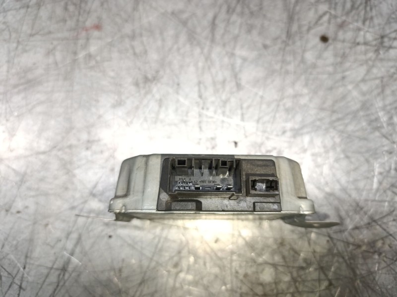 Recambio de centralita airbag para opel insignia berlina expression referencia OEM IAM 13384291  