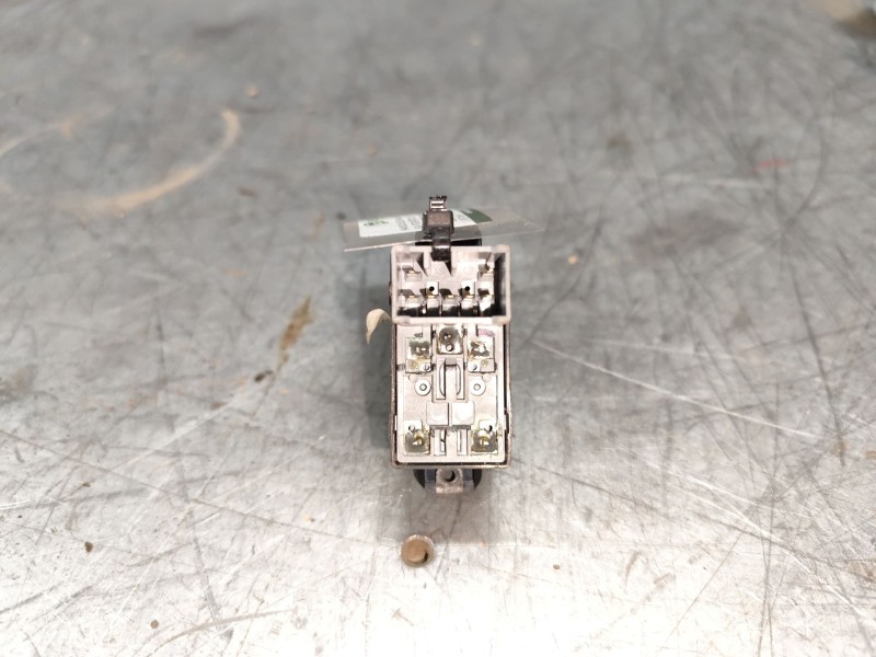 Recambio de mando elevalunas delantero derecho para kia picanto i (sa) 1.1 referencia OEM IAM  7 PINS 