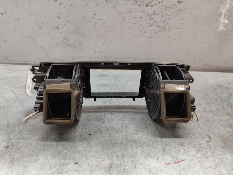 Recambio de difusor calefaccion para jaguar xf 3.0 v6 diesel edition referencia OEM IAM 8X2319K617BH  CENTRAL