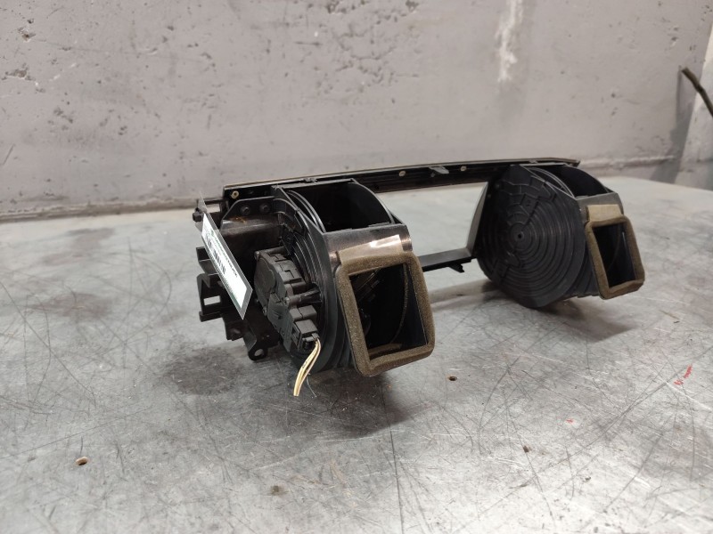Recambio de difusor calefaccion para jaguar xf 3.0 v6 diesel edition referencia OEM IAM 8X2319K617BH  CENTRAL