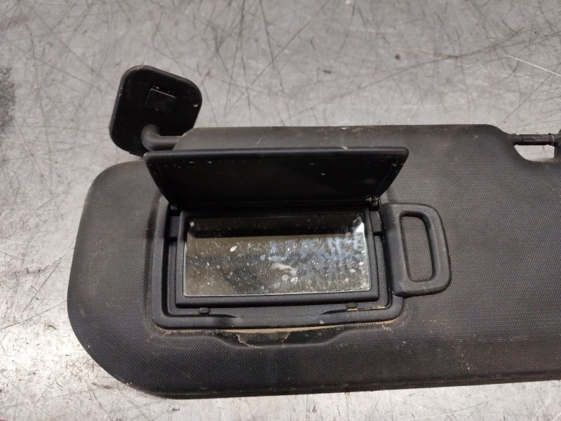 Recambio de parasol izquierdo para renault austral tce 130 referencia OEM IAM   