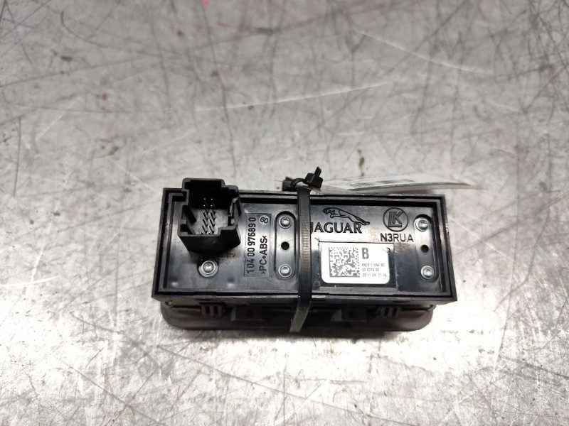 Recambio de boton antiniebla trasero para jaguar xf 3.0 v6 diesel edition referencia OEM IAM 8X2311654BC  