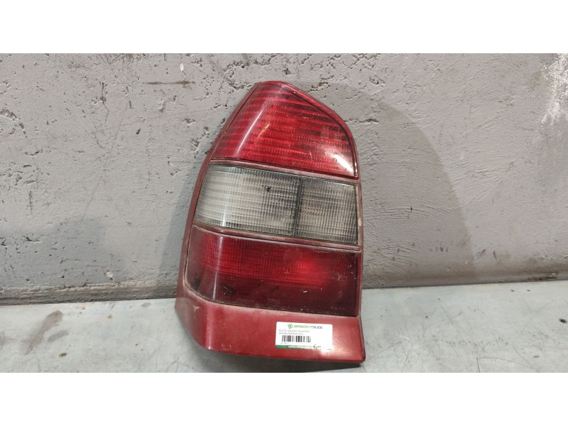 Recambio de piloto trasero izquierdo para nissan primera (p10) 2.0 d referencia OEM IAM   