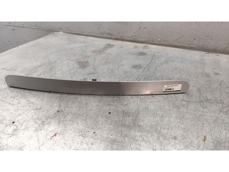 Recambio de asidero porton maletero para peugeot 207 x-line referencia OEM IAM   