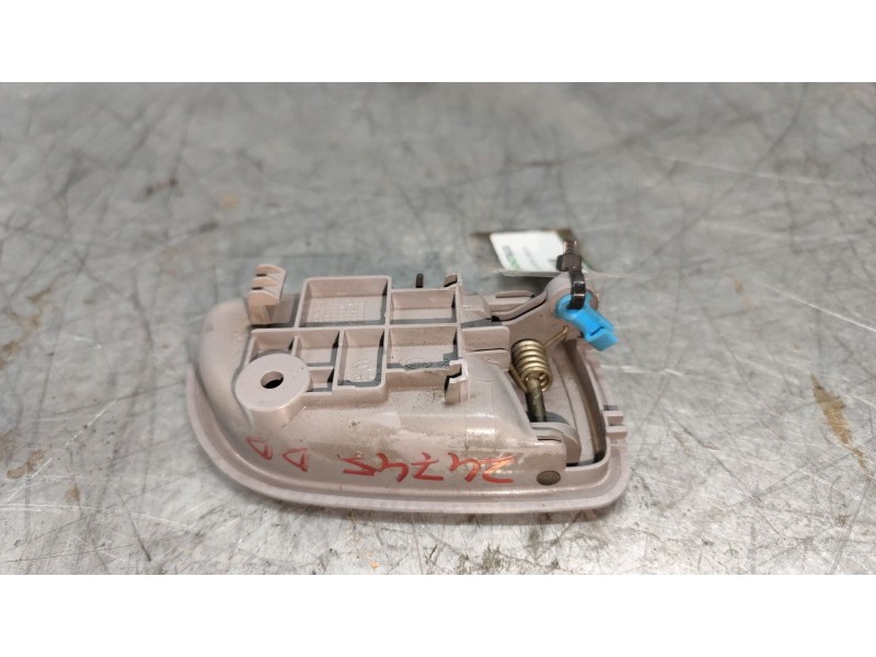 Recambio de maneta interior delantera derecha para kia picanto i (sa) 1.1 referencia OEM IAM   