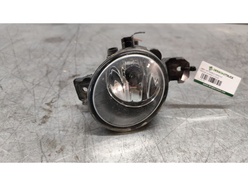 Recambio de faro antiniebla derecho para nissan almera ii (n16) 1.5 referencia OEM IAM  2 PINS 
