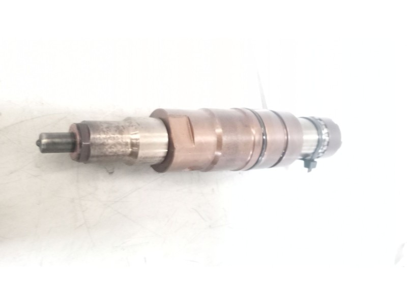Recambio de inyector para scania serie p/g/r (l-clase) 12.7 diesel referencia OEM IAM 2057401  