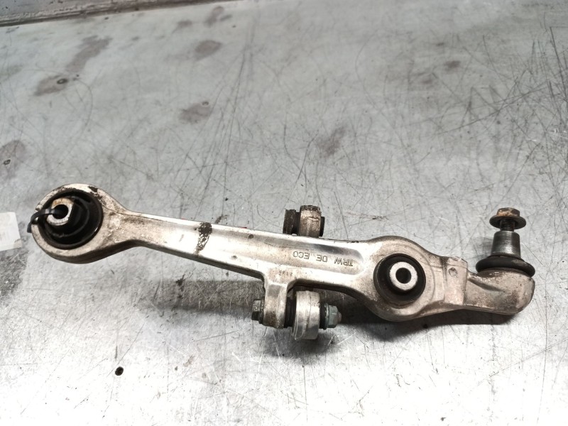 Recambio de brazo suspension inferior delantero derecho para volkswagen passat berlina (3b2) básico referencia OEM IAM 4D0407155
