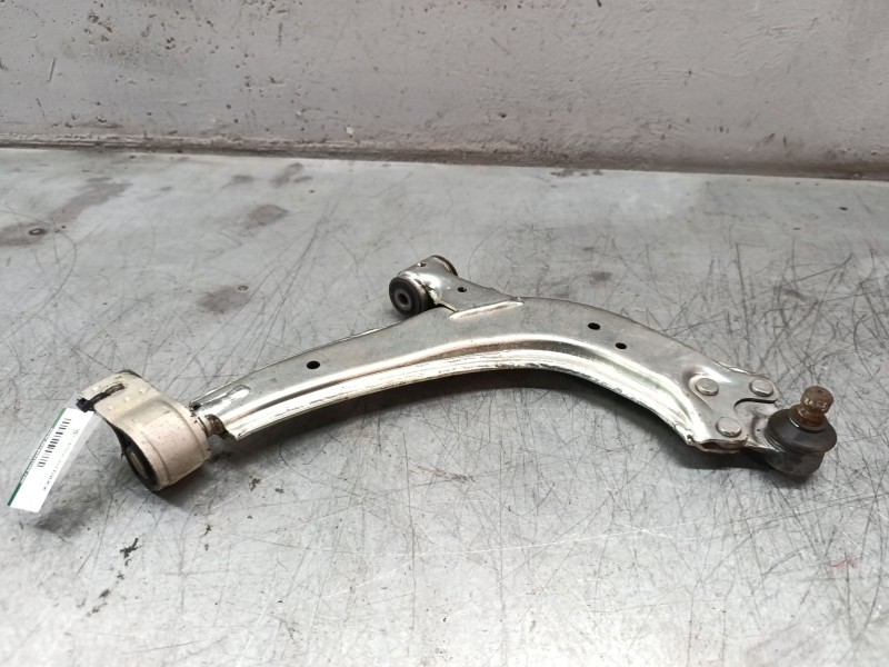 Recambio de brazo suspension inferior delantero derecho para ford fiesta (cbk) ambiente referencia OEM IAM   