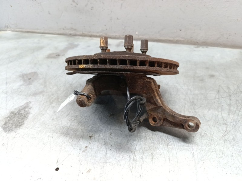 Recambio de mangueta delantera izquierda para nissan qashqai (j10) acenta referencia OEM IAM   