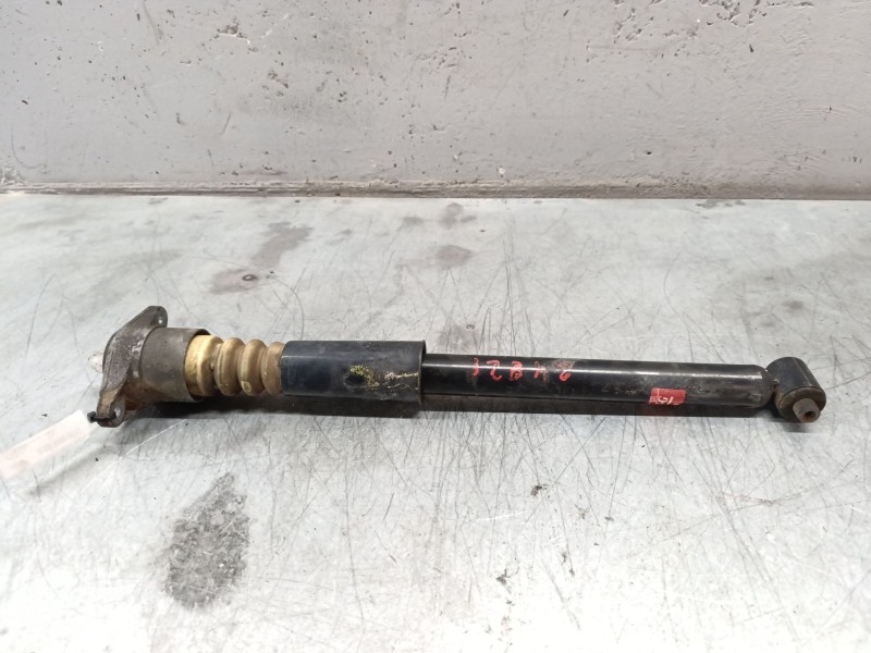 Recambio de amortiguador trasero para volkswagen passat b5.5 (3b3) 1.9 tdi referencia OEM IAM   