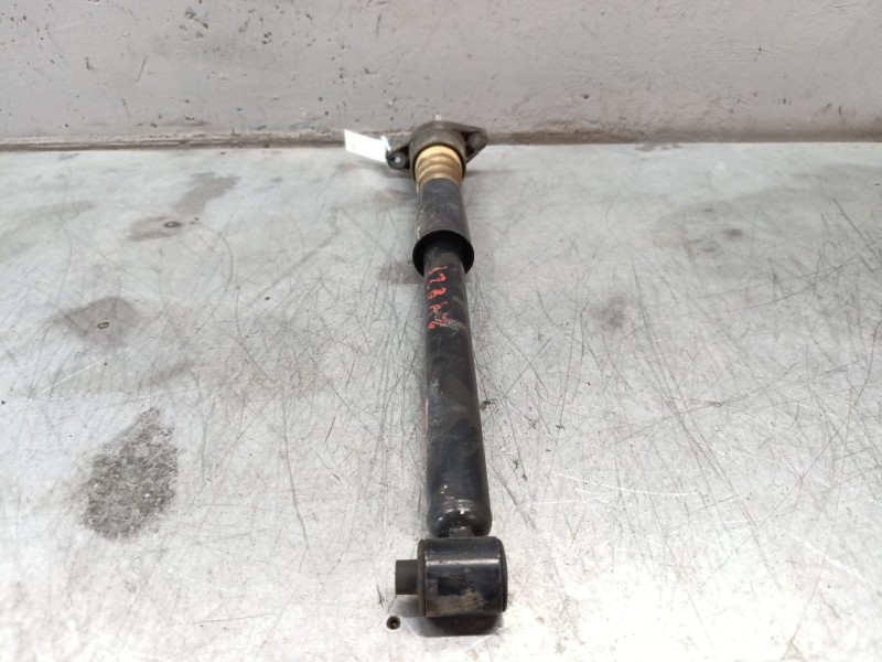 Recambio de amortiguador trasero para volkswagen passat b5.5 (3b3) 1.9 tdi referencia OEM IAM   