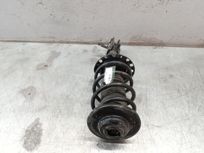 Recambio de amortiguador delantero derecho para opel vectra c berlina club referencia OEM IAM 13118706  