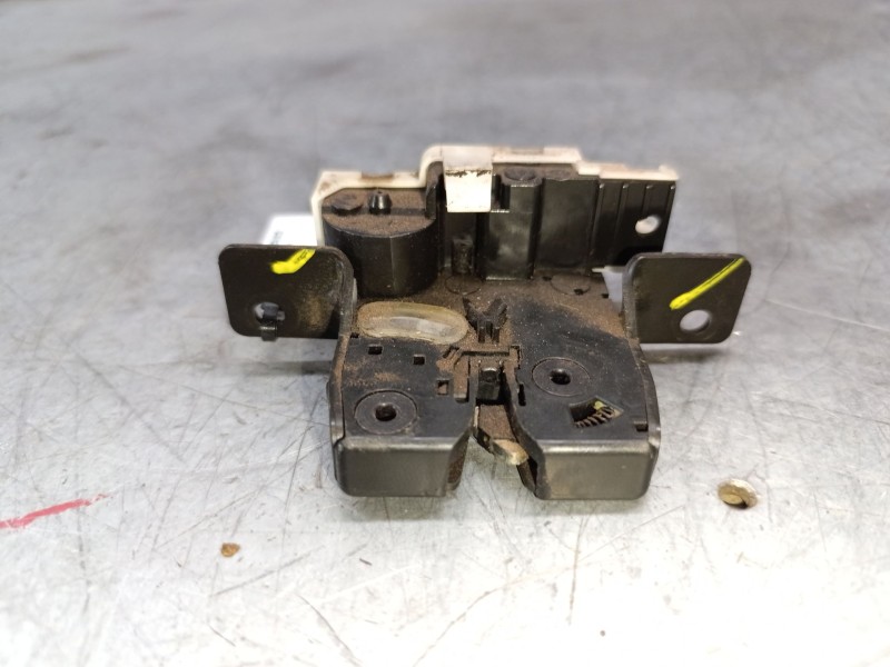 Recambio de cerradura maletero / porton para renault clio iii dynamique referencia OEM IAM  4 PINS 