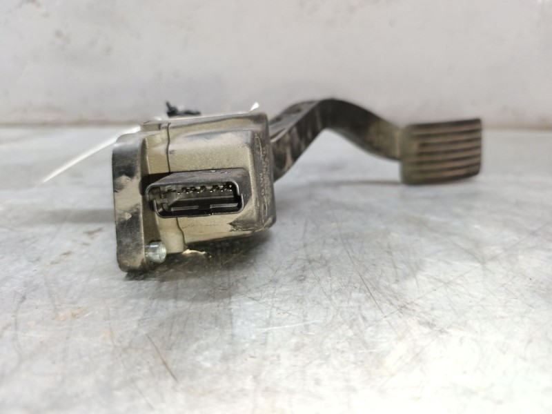 Recambio de potenciometro pedal para peugeot 5008 referencia OEM IAM 9671416880  6 PINS