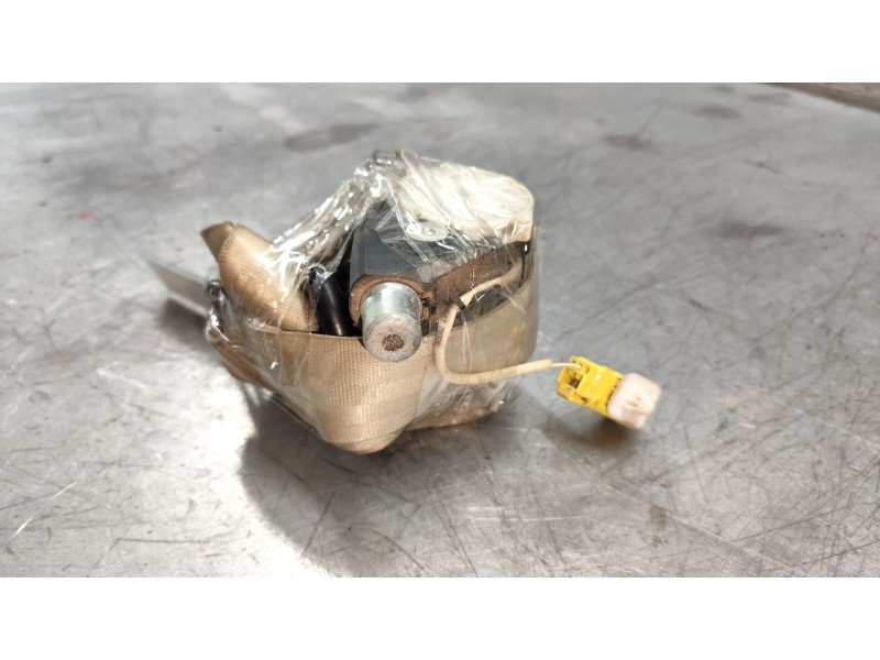Recambio de cinturon seguridad delantero derecho para volkswagen eos (1f7) 2.0 tdi referencia OEM IAM 33055041C  