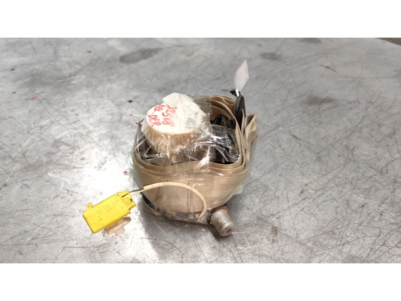 Recambio de cinturon seguridad delantero derecho para volkswagen eos (1f7) 2.0 tdi referencia OEM IAM 33055041C  