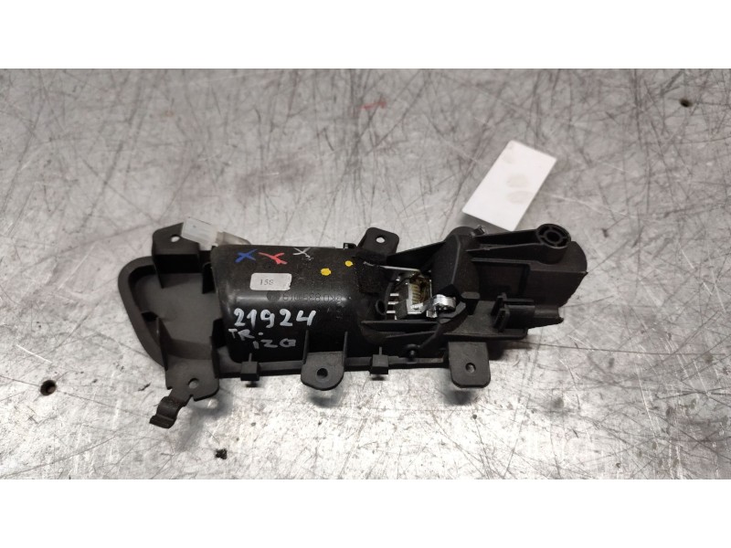 Recambio de maneta interior trasera izquierda para audi a4 ber. (b8) básico referencia OEM IAM 8K0839019  