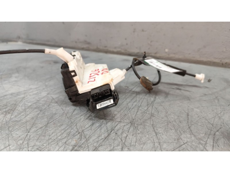 Recambio de cerradura puerta delantera derecha para citroën c3 attraction referencia OEM IAM   