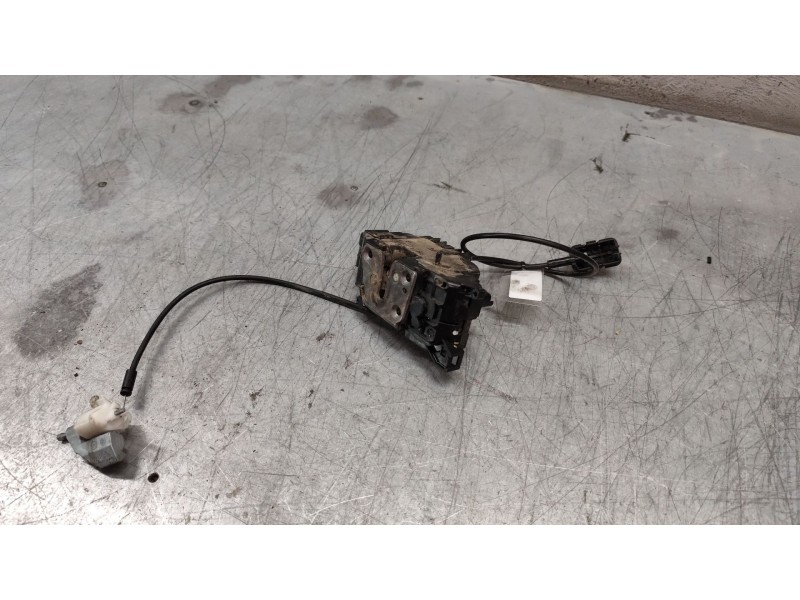 Recambio de cerradura puerta trasera izquierda para renault clio iii dynamique referencia OEM IAM  4 PINS 