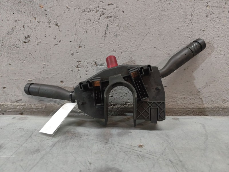 Recambio de mando multifuncion para ford fiesta berl./courier si referencia OEM IAM 89FG14K147CB  