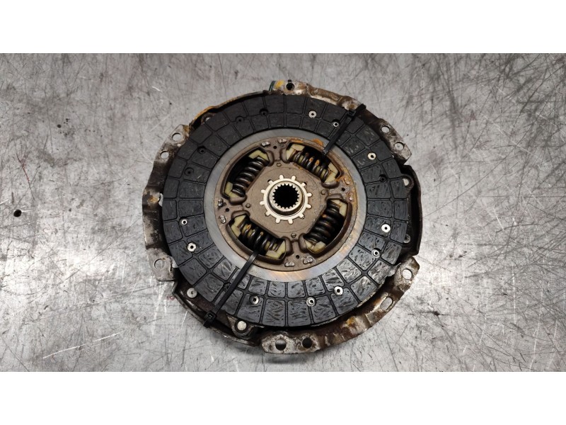 Recambio de kit embrague para toyota auris active referencia OEM IAM   