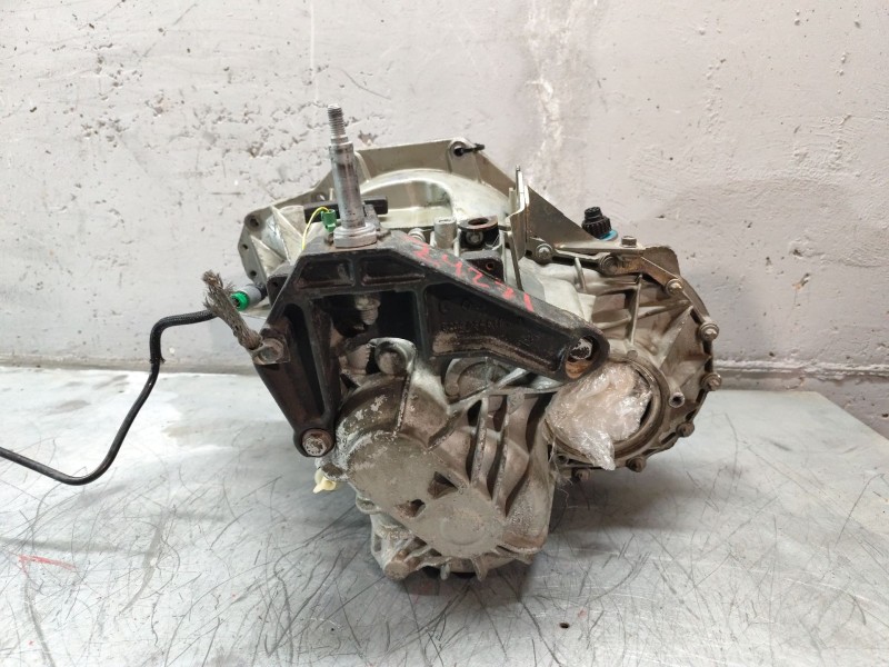 Recambio de caja cambios para renault master ii phase 2 bus 2.5 diesel referencia OEM IAM PK6030  