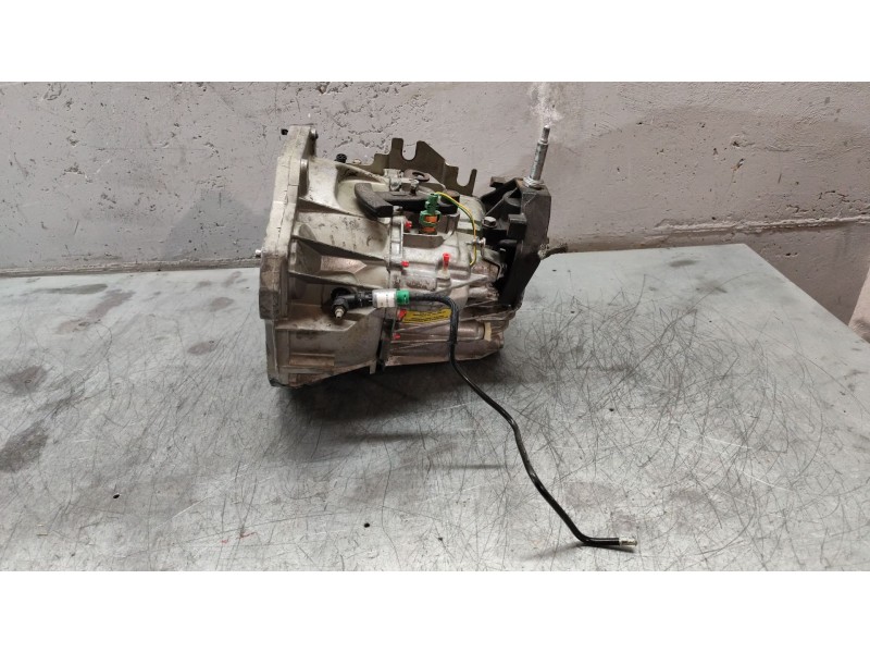 Recambio de caja cambios para renault master ii phase 2 bus 2.5 diesel referencia OEM IAM PK6030  