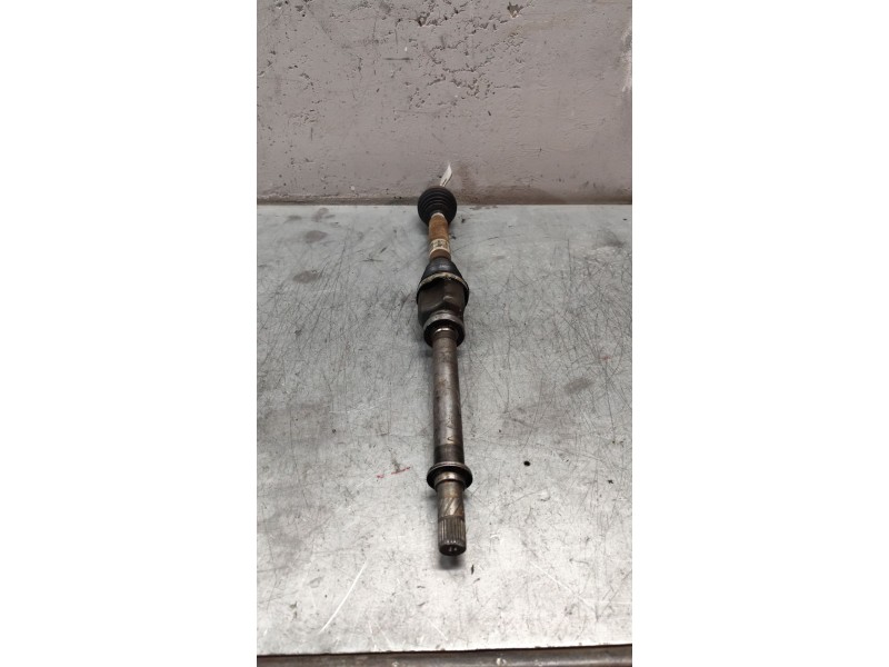 Recambio de transmision delantera derecha para renault scenic ii authentique referencia OEM IAM 8200375538  