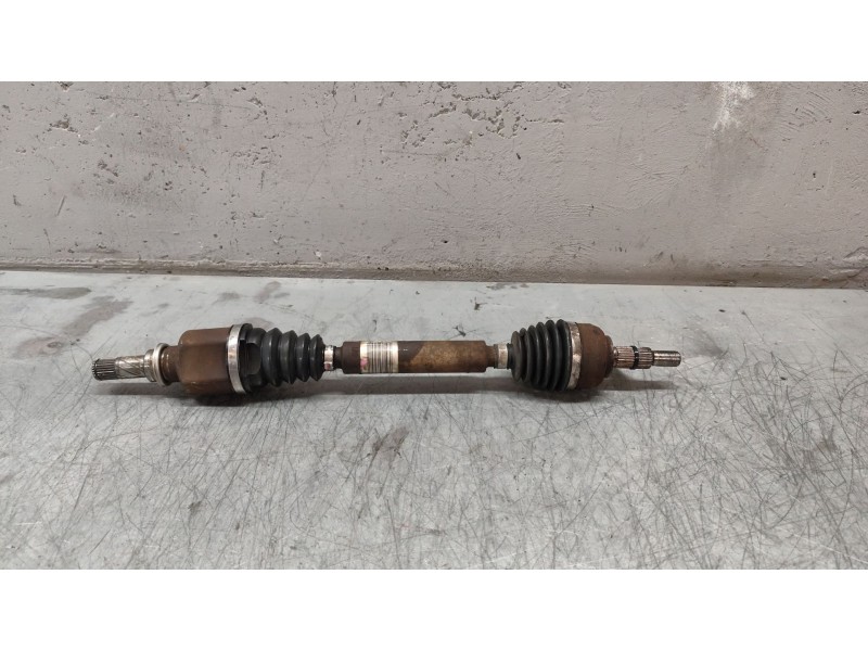 Recambio de transmision delantera izquierda para renault scenic ii authentique referencia OEM IAM 8200432516  