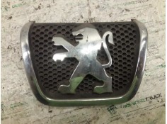 Recambio de emblema para peugeot partner (s2) combi pro referencia OEM IAM 9644759077  