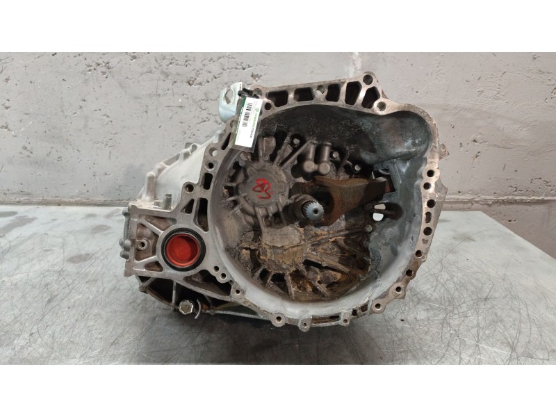 Recambio de caja cambios para toyota avensis (_t25_) 2.0 d-4d (adt250_) referencia OEM IAM 3030020A90  
