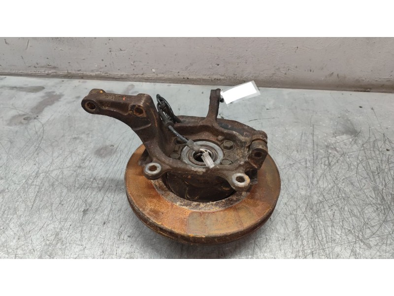 Recambio de mangueta delantera derecha para nissan qashqai (j10) acenta referencia OEM IAM   