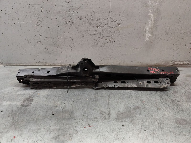 Recambio de travesaño inferior para toyota auris active referencia OEM IAM   