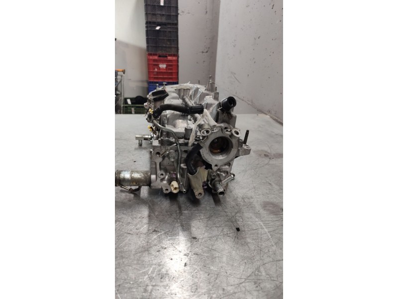 Recambio de culata para toyota avensis (_t25_) 2.0 d-4d (adt250_) referencia OEM IAM 112010R20  