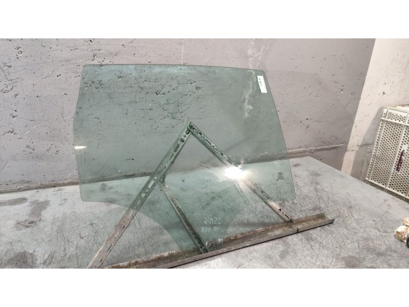 Recambio de luna trasera derecha para ford c-max 1.6 tdci cat referencia OEM IAM   