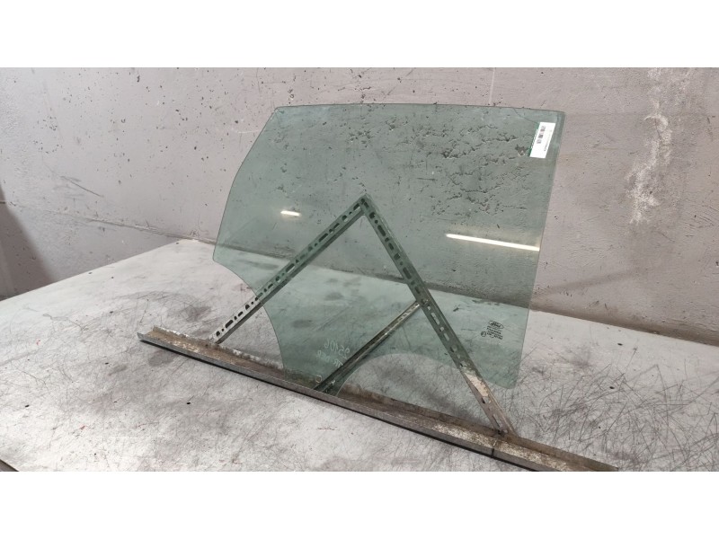 Recambio de luna trasera derecha para ford c-max 1.6 tdci cat referencia OEM IAM   