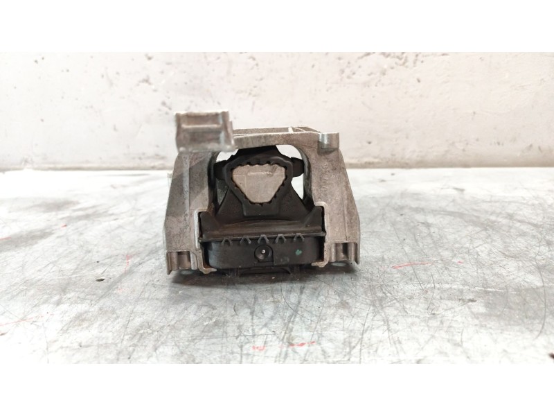 Recambio de soporte motor derecho para seat leon (5f1) 1.4 tsi referencia OEM IAM 5Q0199262BE  