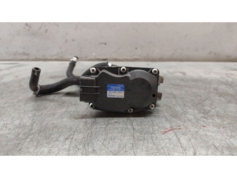 Recambio de valvula egr para toyota avensis (_t25_) 2.0 d-4d (adt250_) referencia OEM IAM 258000R010  