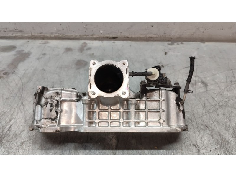 Recambio de colector admision para toyota avensis (_t25_) 2.0 d-4d (adt250_) referencia OEM IAM   