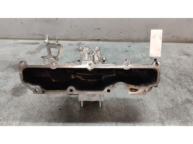 Recambio de colector admision para toyota avensis (_t25_) 2.0 d-4d (adt250_) referencia OEM IAM   